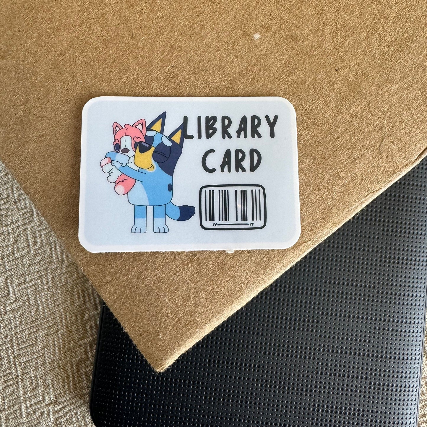 bluey library card ~ vinyl sticker - pae pukapuka