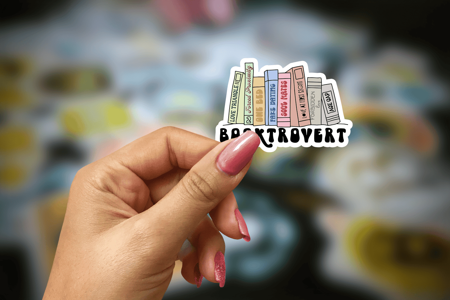 booktrovert ~ vinyl sticker - pae pukapuka