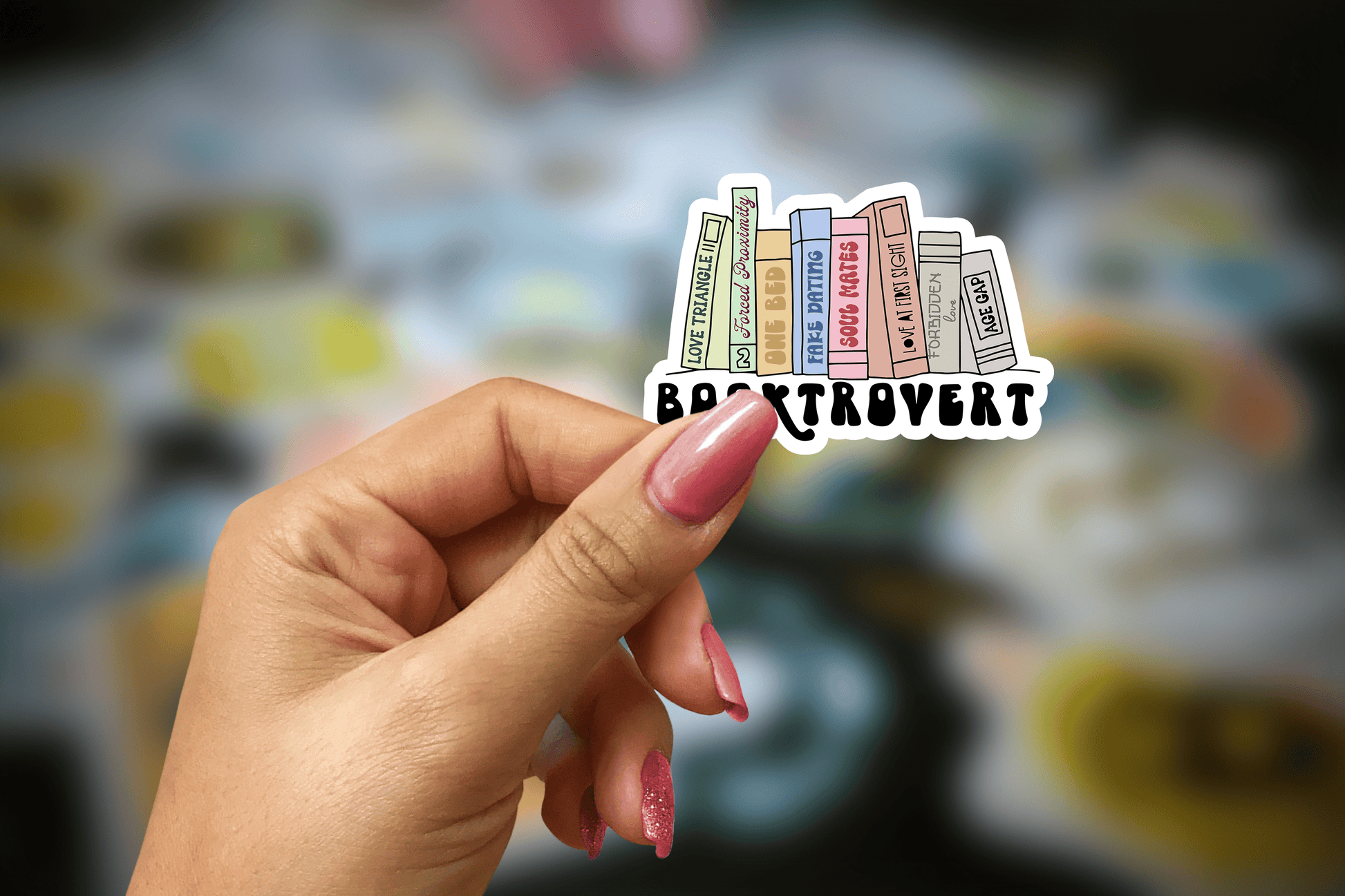 booktrovert ~ vinyl sticker - Pae Pukapuka