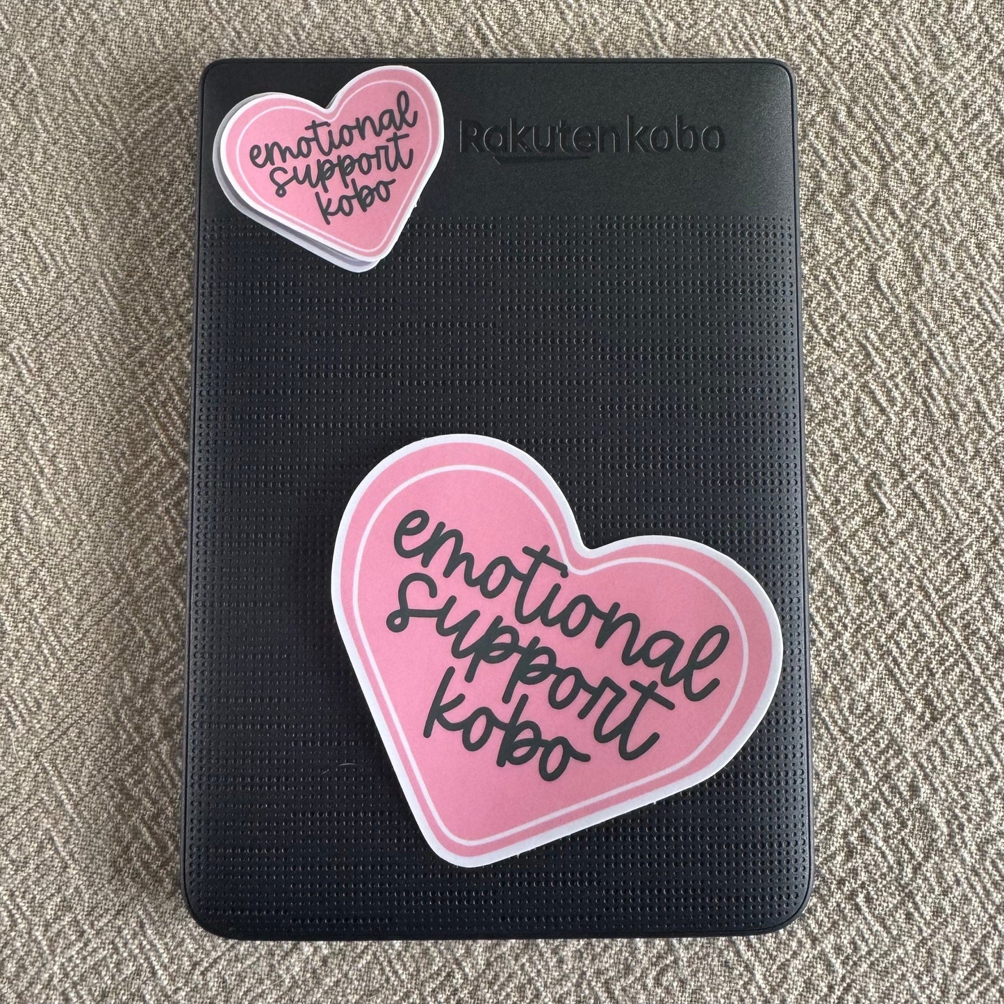 emotional support kobo | pink + black ~ vinyl sticker - pae pukapuka