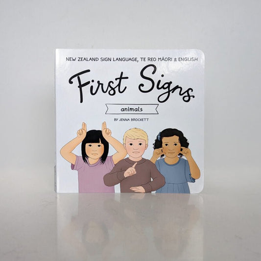 First Signs: Animals - Jenna Brockett - Pae Pukapuka