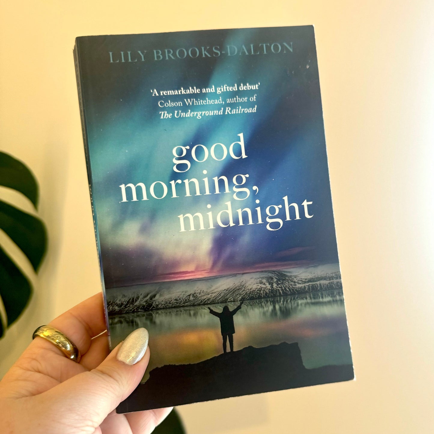 good morning, midnight - lily brooks - dalton - pae pukapuka