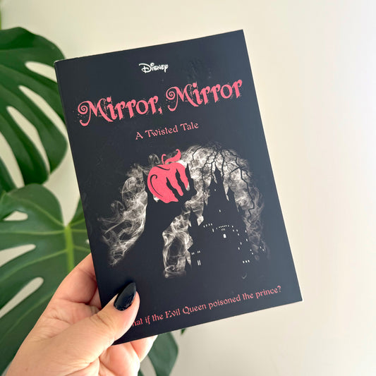 Mirror, Mirror ~ A Twisted Tale - Jen Calonita - Pae Pukapuka