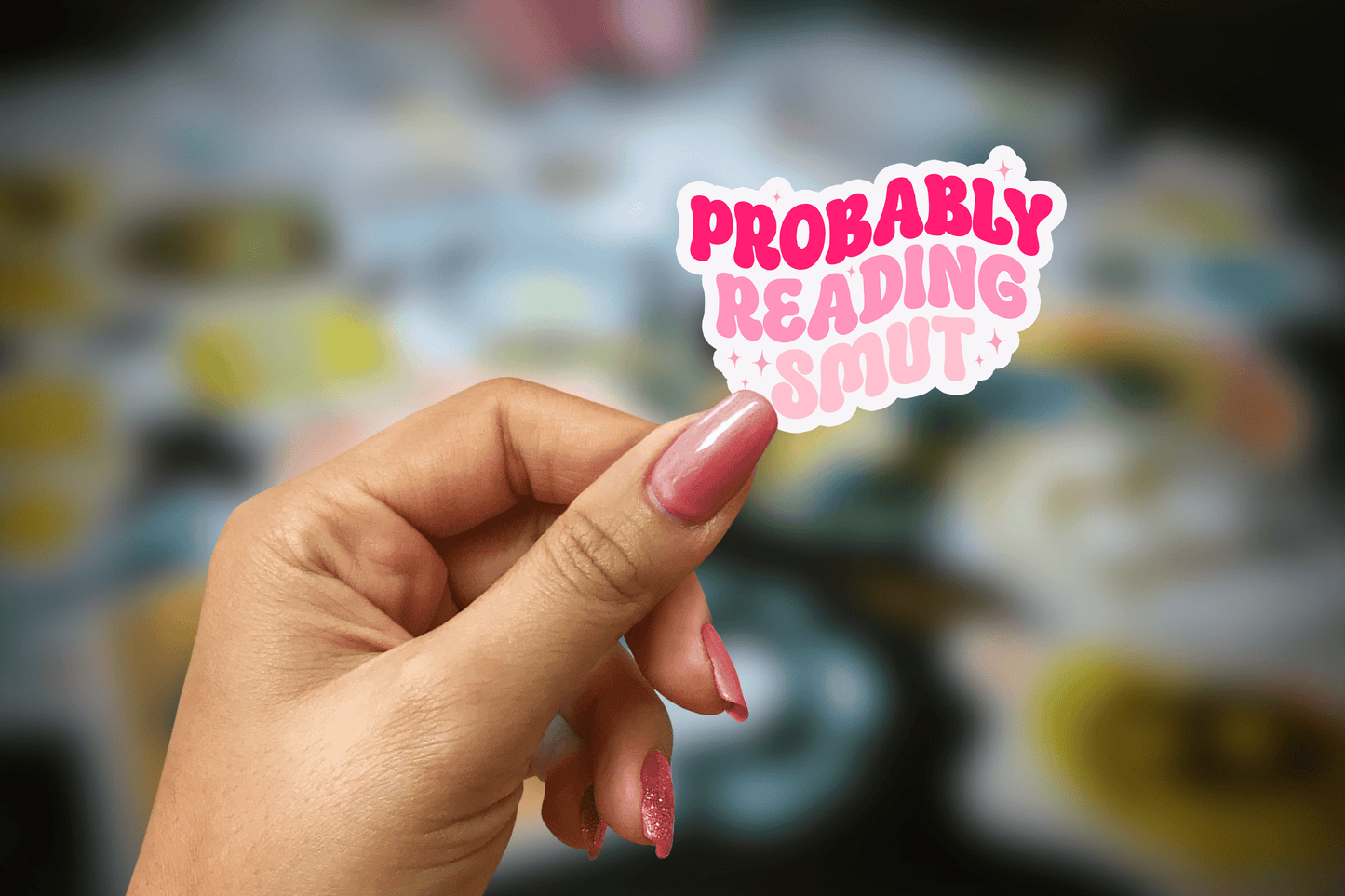 pink book lover ~ vinyl sticker - pae pukapuka