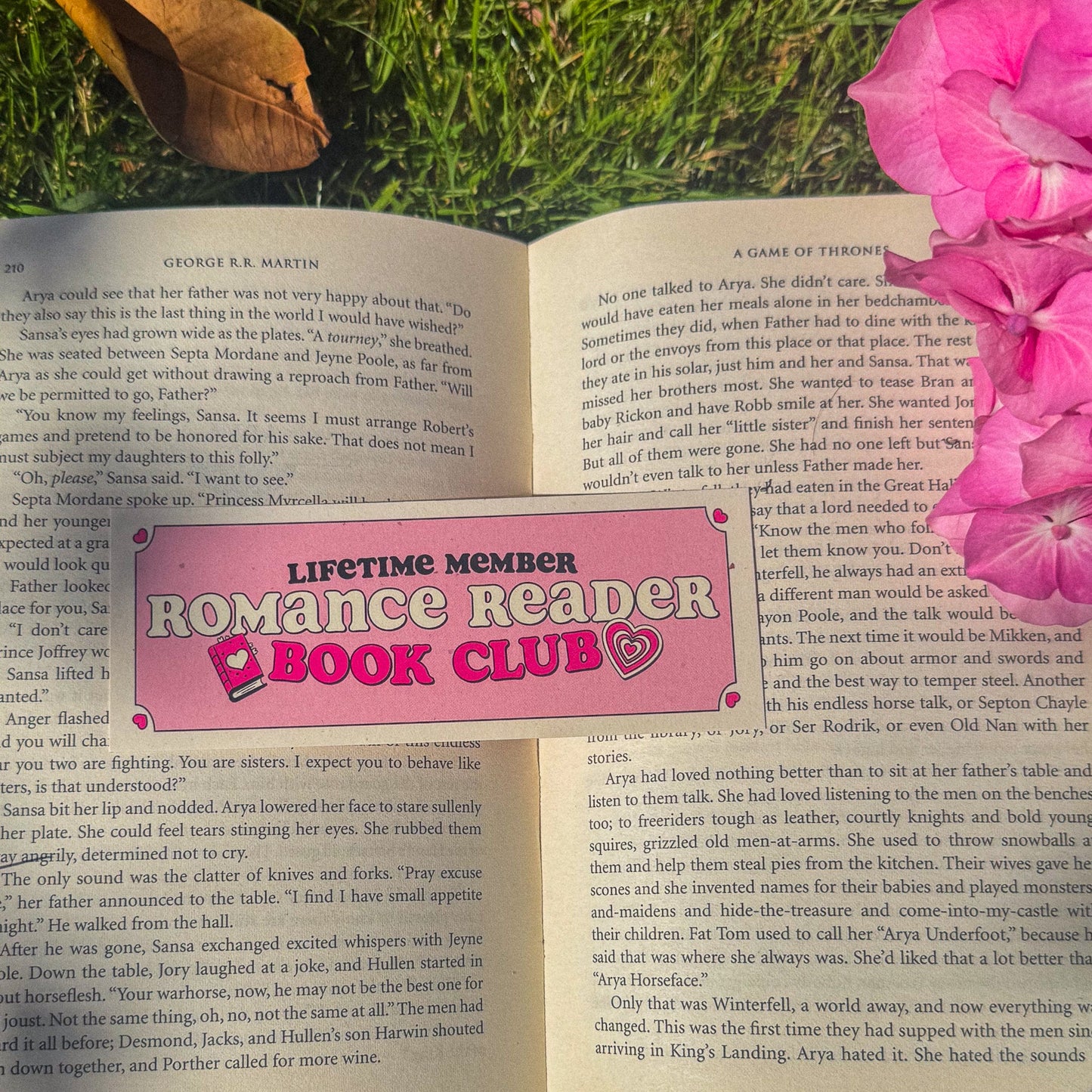 romance book club ~ bookmark - pae pukapuka