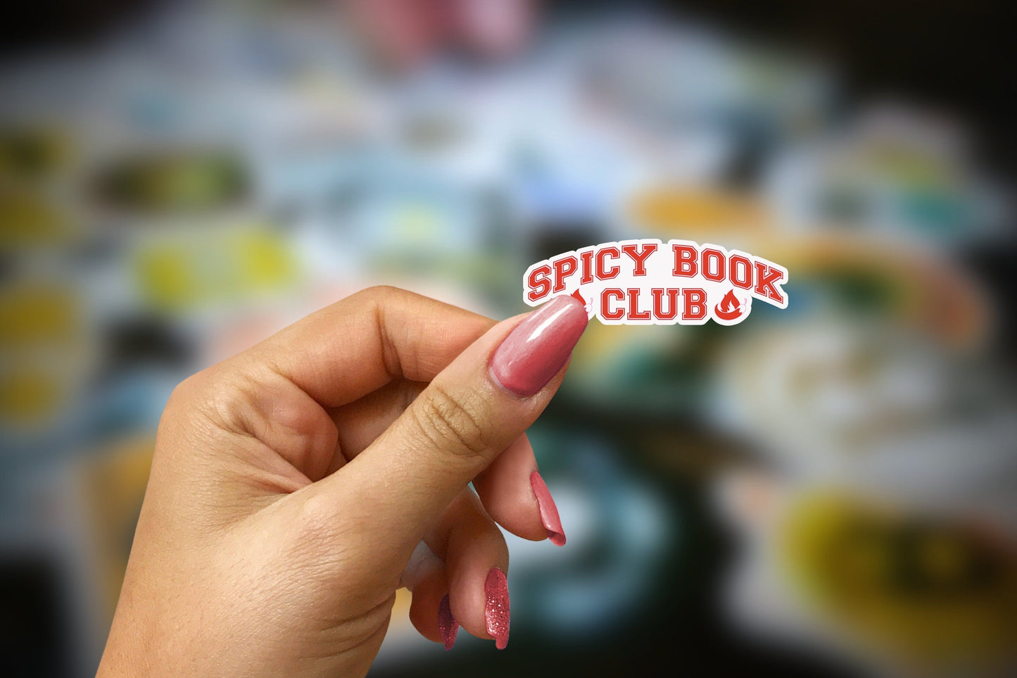 spicy book club ~ vinyl sticker - pae pukapuka