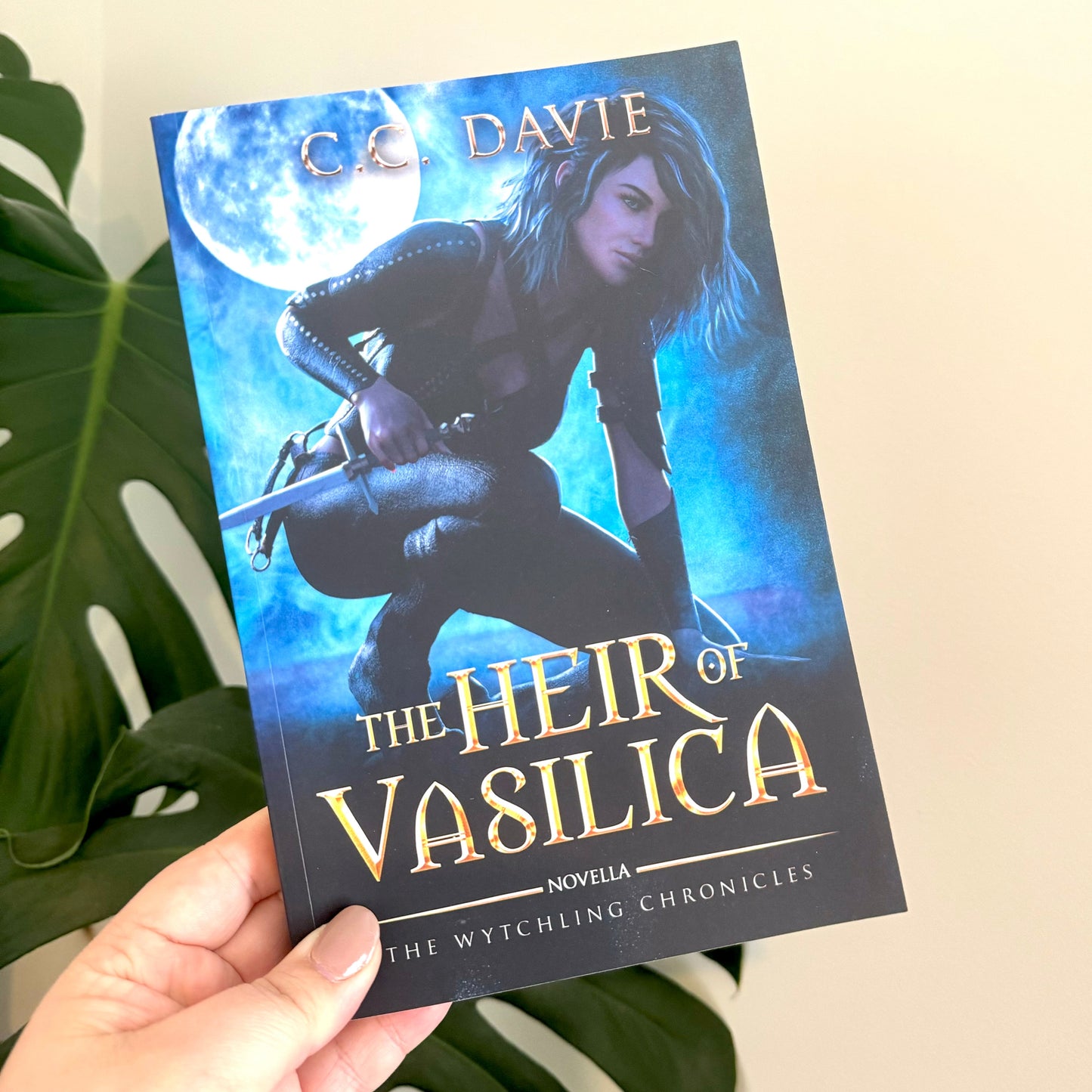 the heir of vasilica - c.c. davie - autographed copy - pae pukapuka