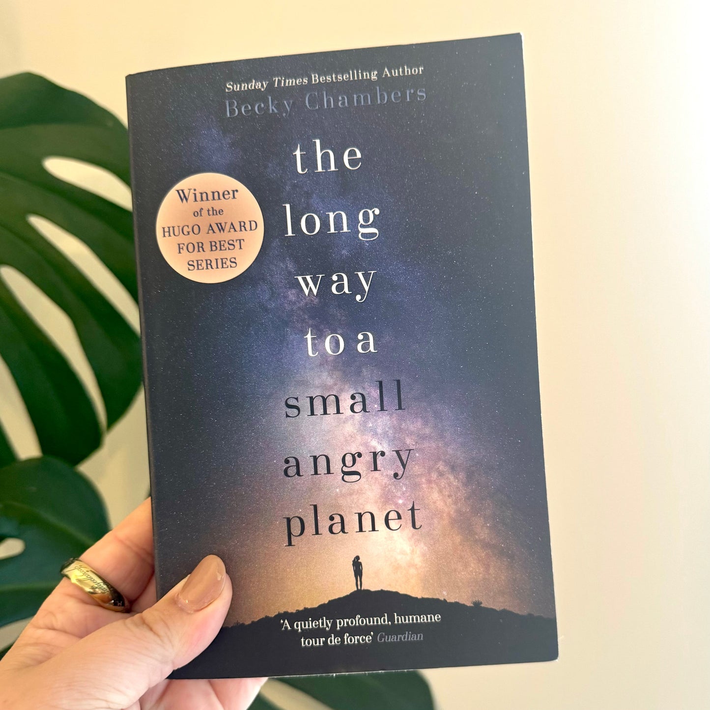 the long way to a small angry planet - becky chambers - pae pukapuka